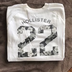 Hollister crewneck sweatshirt